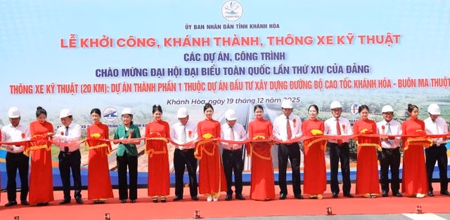 Đoạn 20km đầu tuyến cao tốc Khánh Hòa - Buôn Ma Thuột đảm bảo các tiêu chuẩn kỹ thuật để thông xe.