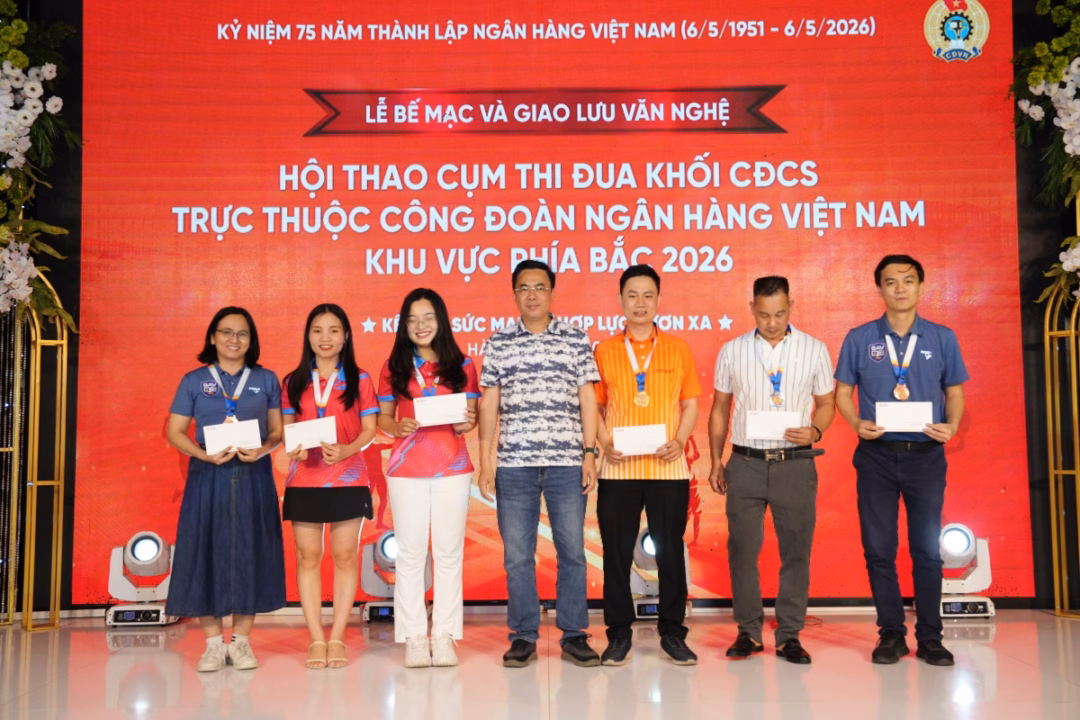 Những gương mặt chiến thắng tại nội dung Cờ vua Nam - Nữ.
